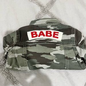 EUC Ingrid & Isabel Camo BABE Jacket 2T